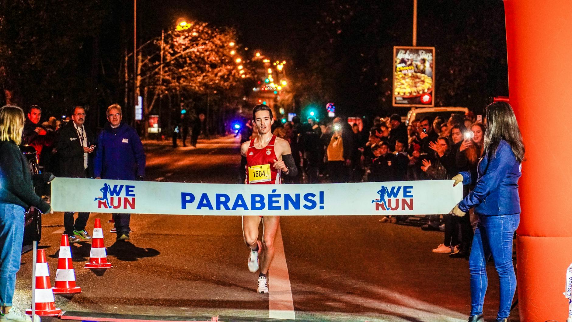 26.2 Miles to Nowhere: The Accidental History of the Marathon Distance